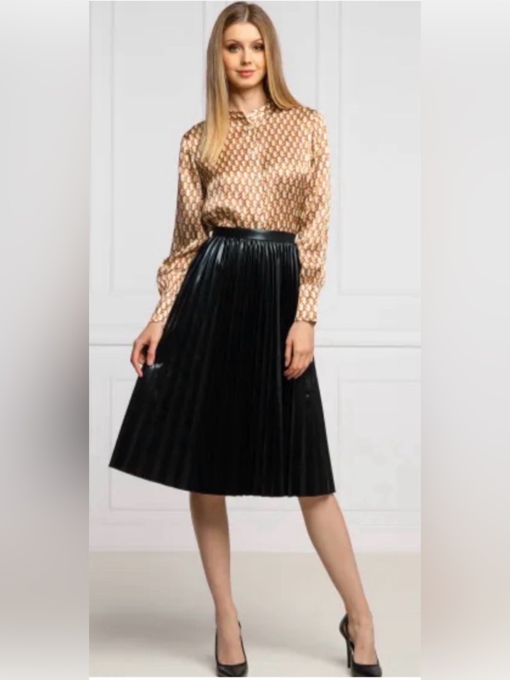Marella FONDI Black Laminated Pleated Midi Skirt NWT Size L